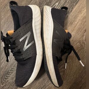 New Balance Womens Athletic Sneakers. Size 7.5